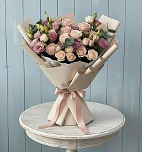 Букет цветов из:  Розы и Лизиантусы #REPLACE_PRED# Темижбекском
