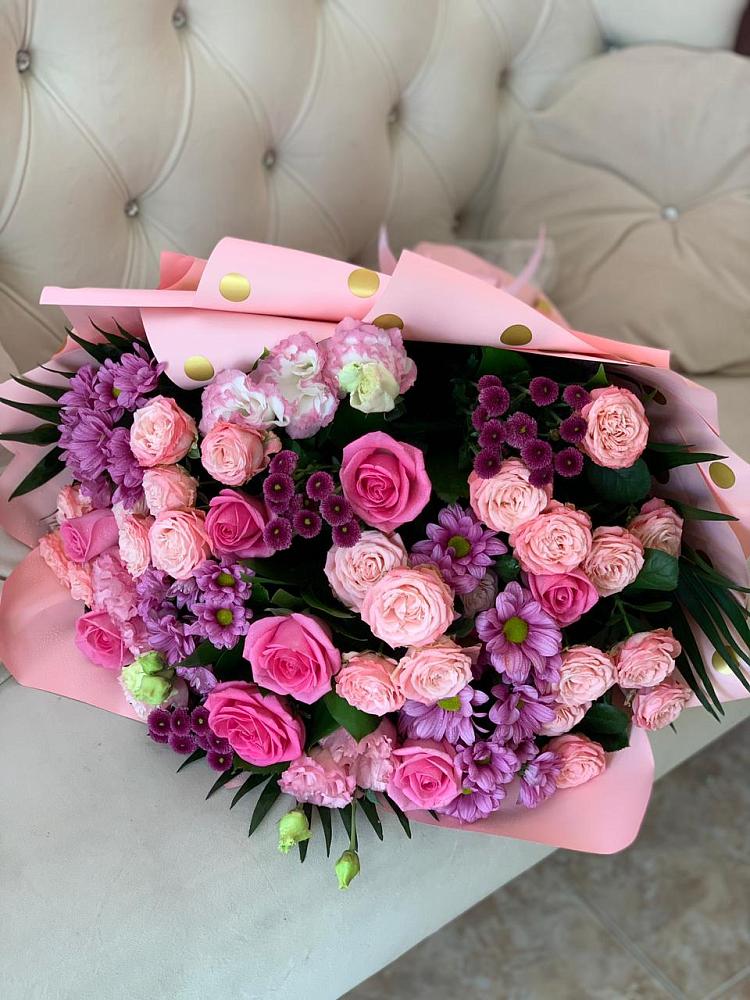 Букет цветов из: Хризантемы, Розы и Лизиантусы в Темижбекском