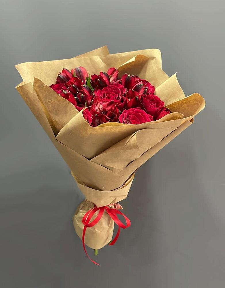 Букет цветов из: Альстромерии и Розы в Темижбекском