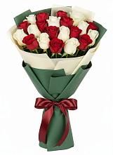 Букет Микс из красных и белых роз #REPLACE_PRED# Темижбекском