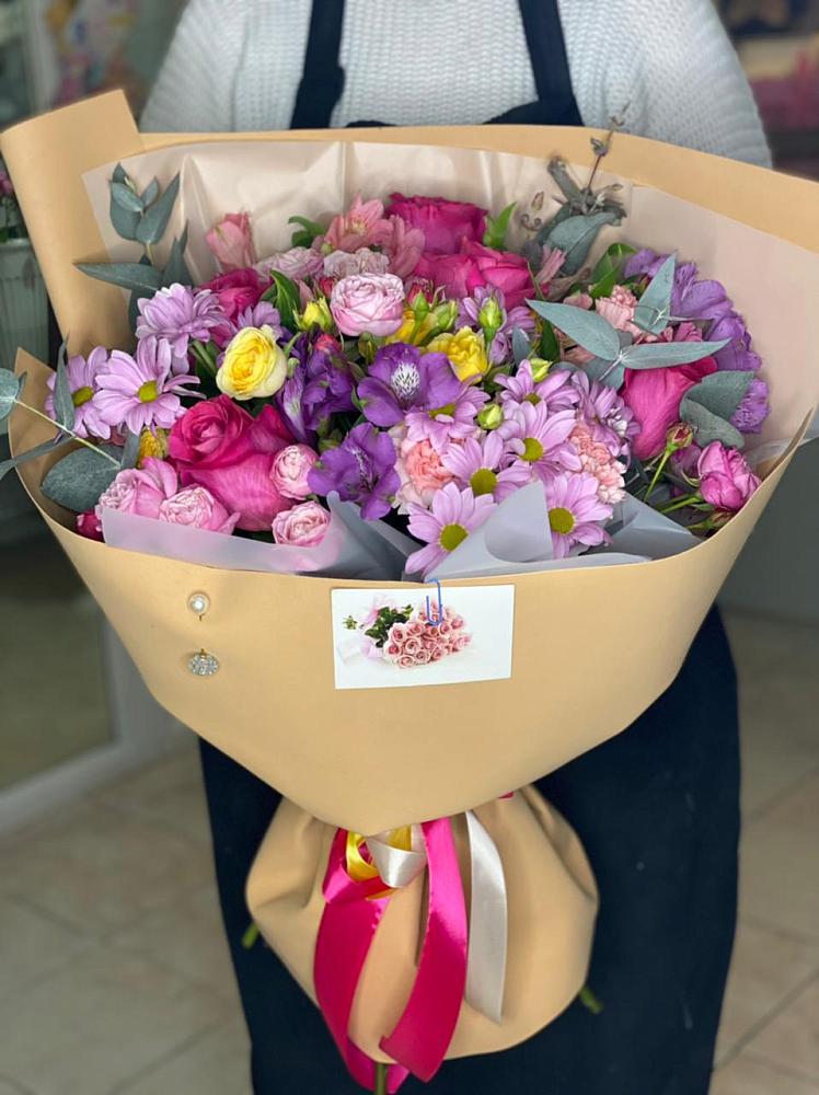 Букет цветов из: Хризантемы, Гвоздики и Альстромерии в Темижбекском