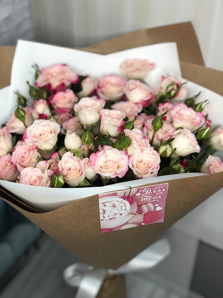 Букет цветов из: Розы в Темижбекском