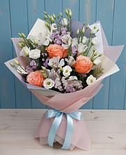 Букет цветов из:  Лизиантусы, Розы, Альстромерии и Гипсофила #REPLACE_PRED# Темижбекском
