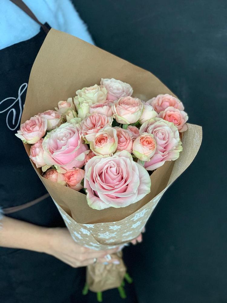 Букет цветов из: Хризантемы и Розы в Темижбекском