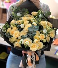 Букет цветов из:  Розы и Лизиантусы #REPLACE_PRED# Темижбекском