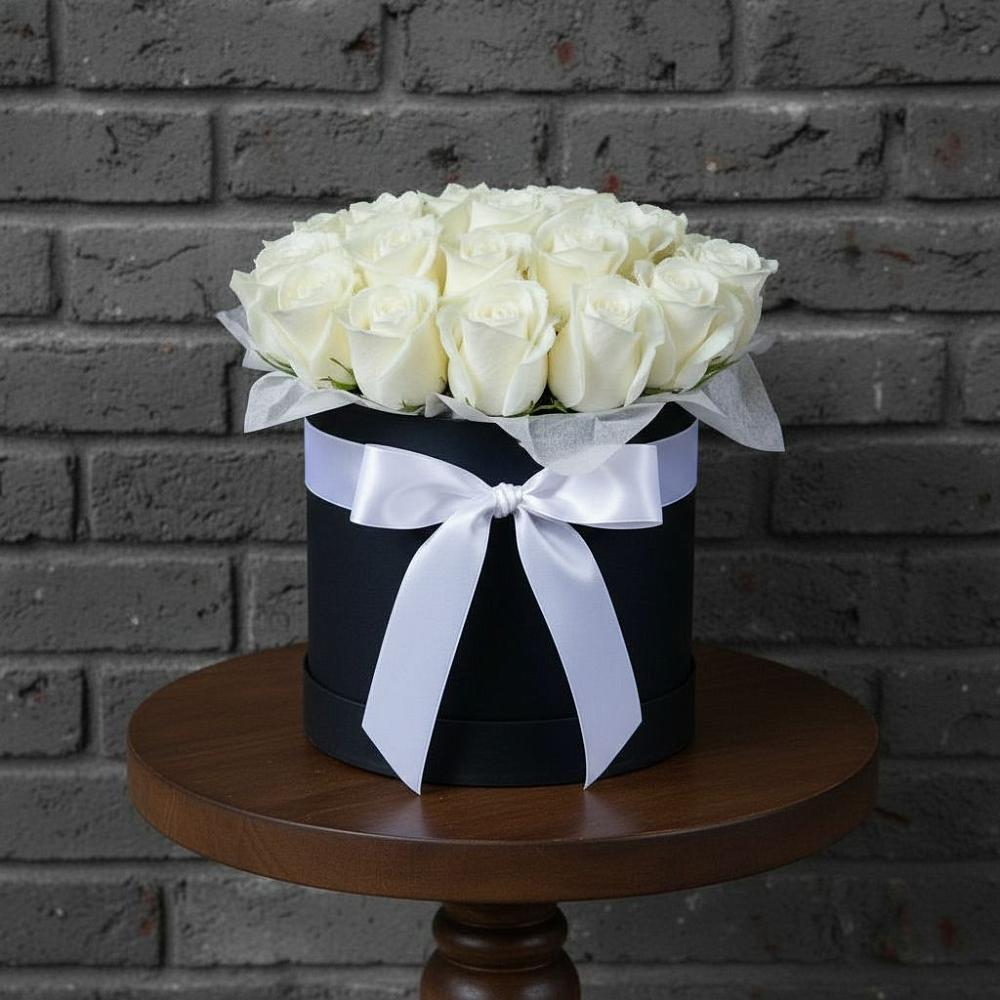 Цветочная композиция из Розы в шляпной коробке в Темижбекском