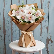 Букет цветов из:  Орхидеи и Розы в Темижбекском
